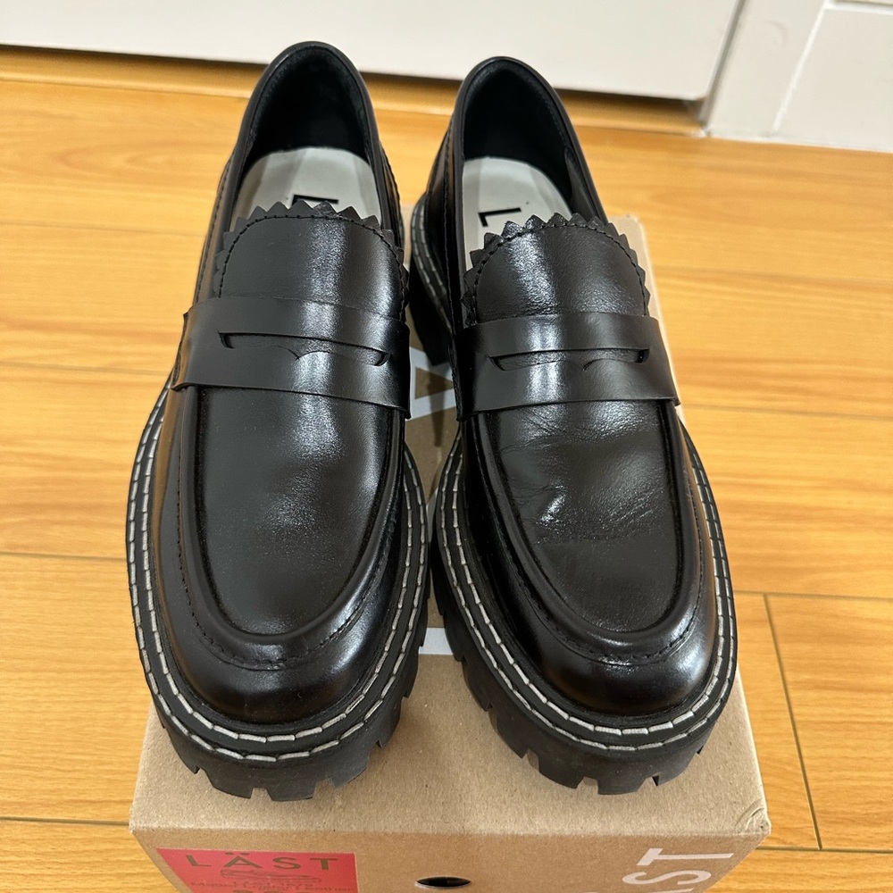 Last lug sole loafers